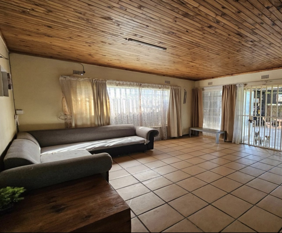 6 Bedroom Property for Sale in Brits North West